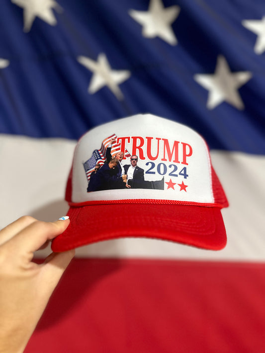 TRUMP 2024 FIGHT TRUCKER HAT