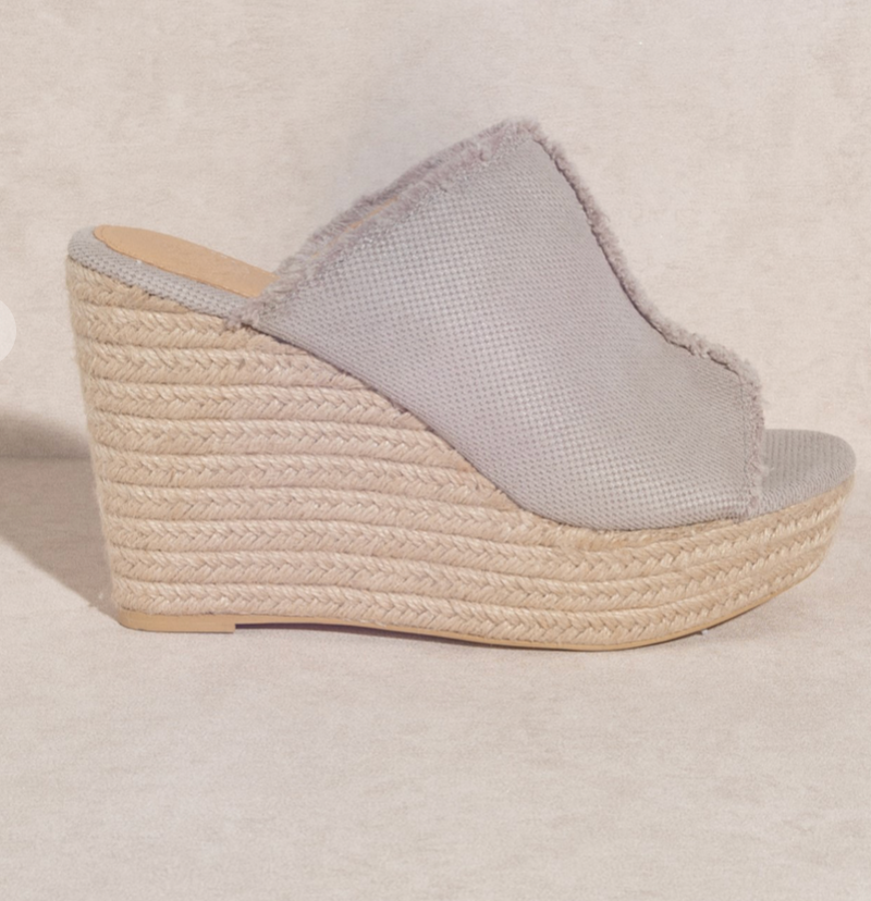 BLISS Distressed Linen Wedge